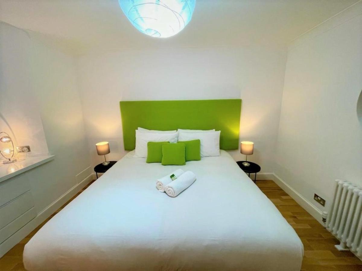 Апартаменты Elite 3 Bed New Town With Private Walled Garden Эдинбург